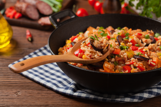 Jambalaya in cooking pan